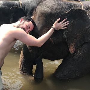 Meet your Posher, Derrick